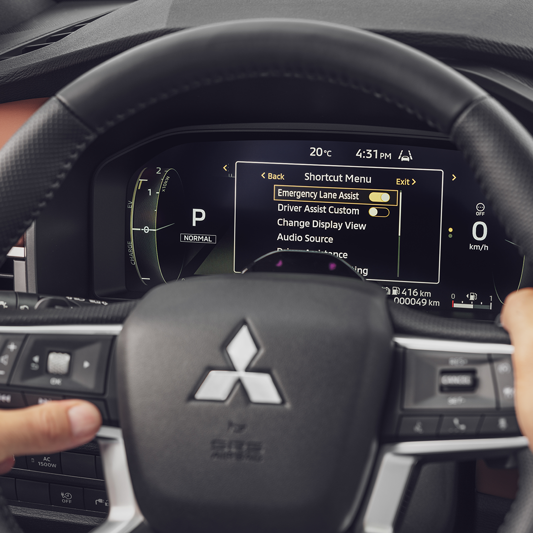 Sistemi di assistenza alla guida di Mitsubishi Outlander PHEV